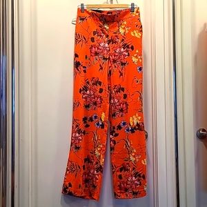 NWT - Renuar s.4 pants